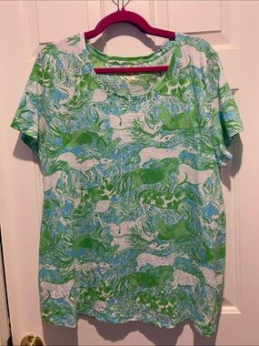 Lilly Pulitzer Etta Tee - 2XL- Galloping Gals- Like New condition